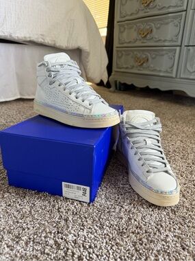 White High Top Sneakers with Iridescent Trim